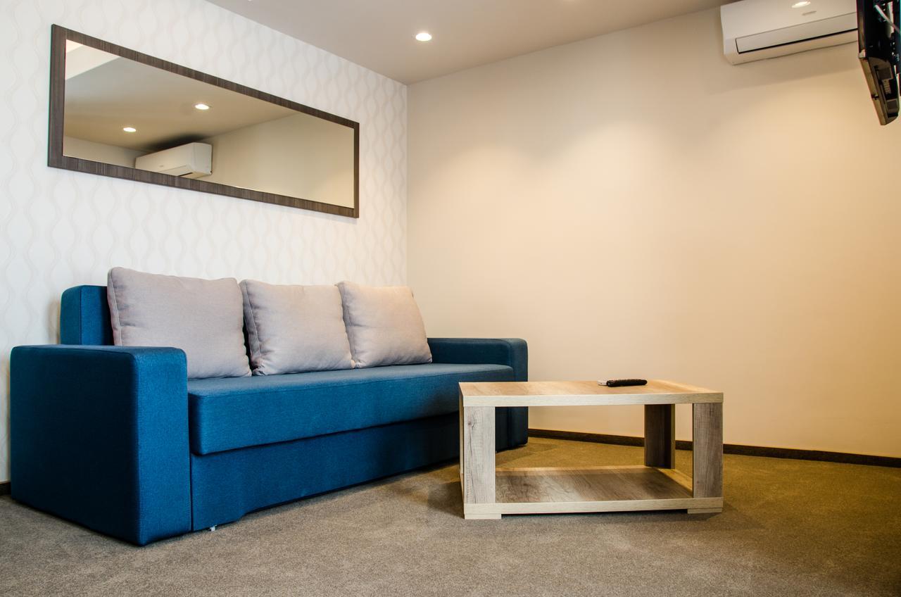 Milano Blue Mamaia Hotell Exteriör bild
