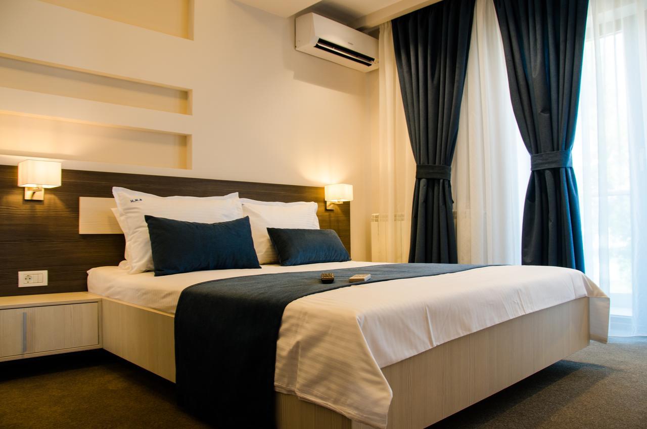 Milano Blue Mamaia Hotell Exteriör bild